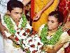 Pakru married Gayathri Mohan in March 2006. They have a daughter Deeptha Keerthi born in April 14th 2009.