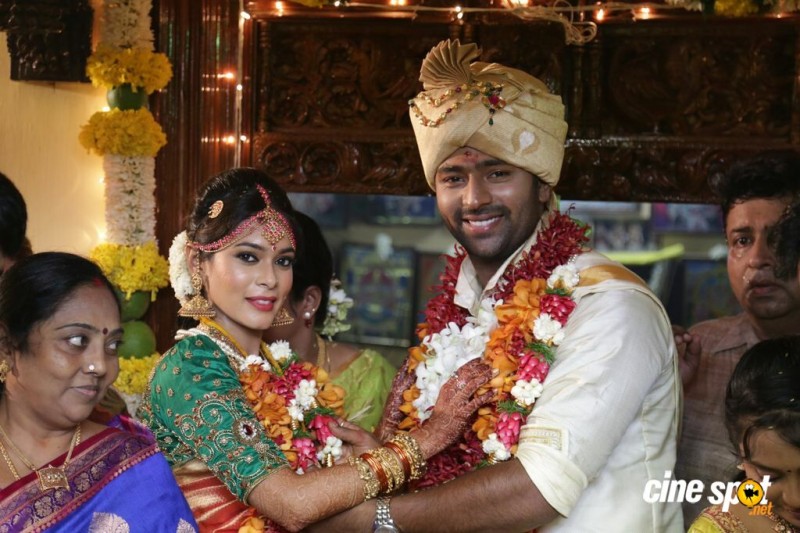 Keerthi And Actor Shanthanu Bhagyaraj Marriage Photos