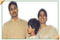 Y S Bharati And YS Jagan Mohan Reddy Marriage Photos