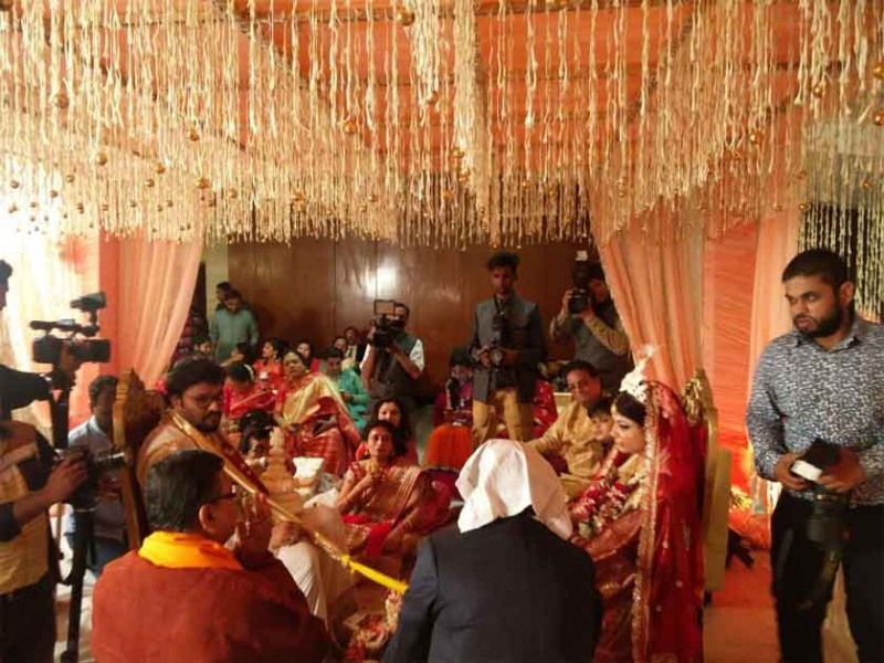 Babul Supriyo And Rachna Sharma Wedding Photos