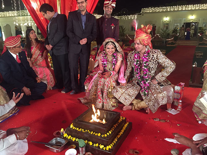 Aniruddh Dave And Shubhi Ahuja Wedding Pictures