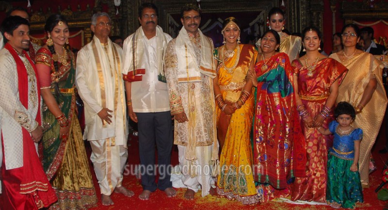 Producer Aswini Dutt's Daughter Swapna Dutt And Prasad Varma Wedding Photos